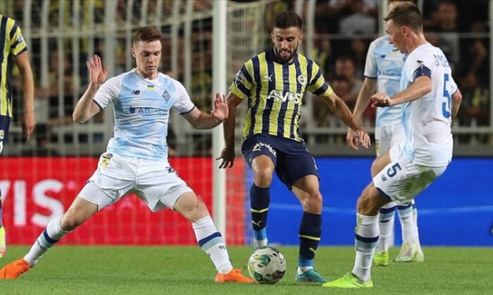 Fenerbahçe’de Dinamo Kiev maçı kadrosu UEFA’ya bildirildi