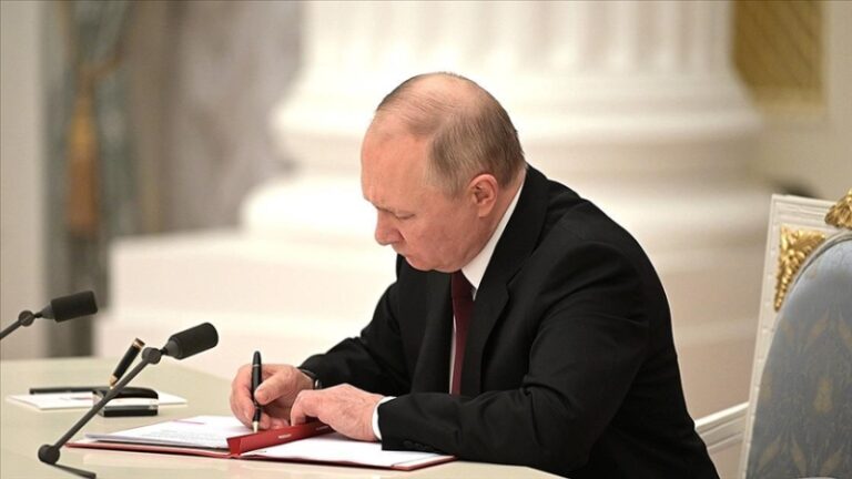 Putin, seferberlikten kaçmanın cezasını artırdı