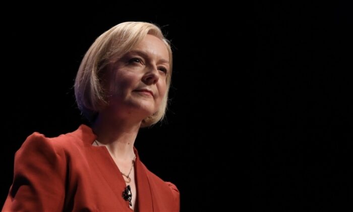 İngiltere Başbakanı Liz Truss istifa etti