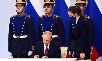 Putin, toprak ilhakı anlaşmalarını imzaladı