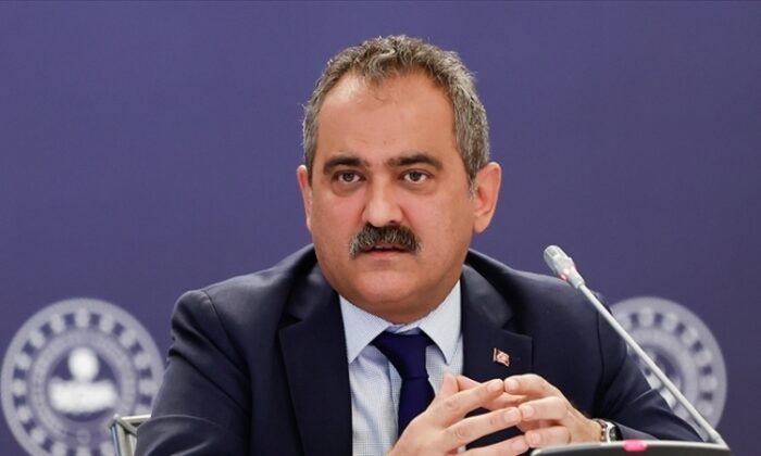 Milli Eğitim Bakanı Özer açıkladı: 29 Mayıs’ta okullar tatil…