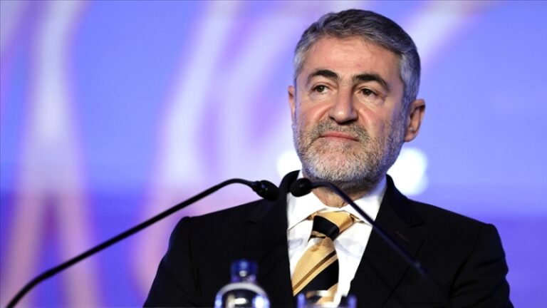 Bakanı Nebati, AKP milletvekillerine ekonomi sunumu yapacak