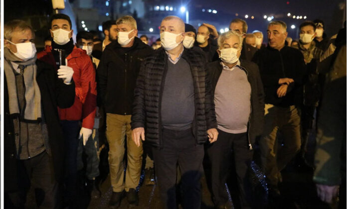 Ümit Özdağ: AKP, Kızılay ve AFAD Türk milletinin devletine olan güvenini yerle bir etmiştir!