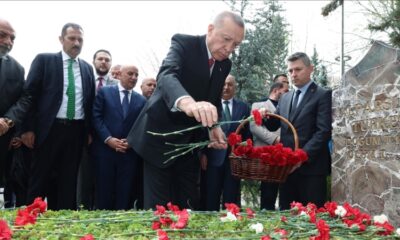 Erdoğan’dan Alpaslan Türkeş’in kabrine ziyaret