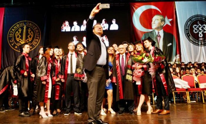 İmamoğlu: Cumhuriyet ve demokrasinin karşılığını verdiğimizde, bu ülkeyi terk etmezsiniz