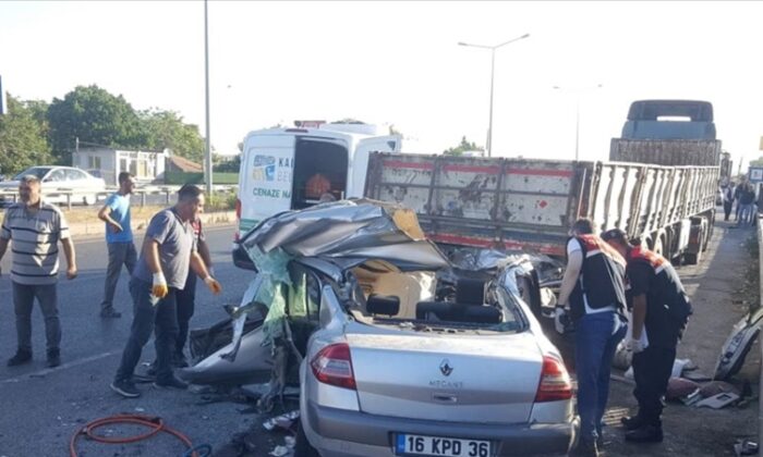 Bursa’da feci kaza: 4 kişi öldü, 2 yaralı