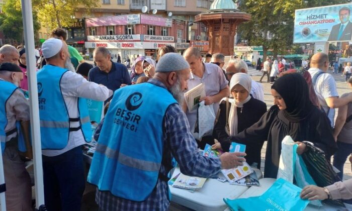 TÜMSİAD Bursa Şubesi’nden kandil simidi ikramı