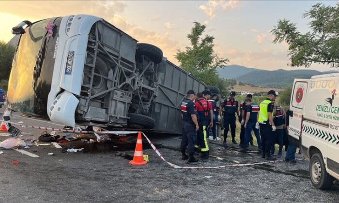 Denizli’de feci kaza: 6 kişi öldü