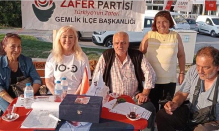 Zafer Partisi Gemlik’te ‘Milli İrade Standı’ açtı