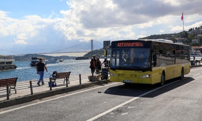 İstanbul’da 65 yaş üstü ücretsiz taşınmaya devam edecek