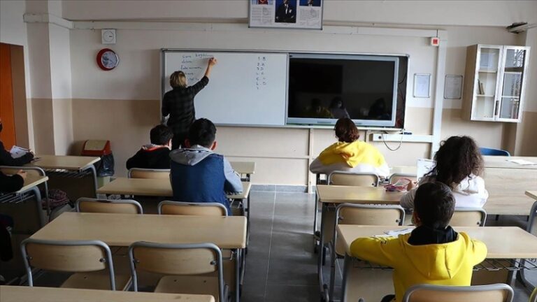 MEB’den müfredat değişikliği çalışması
