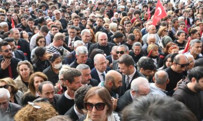 Ümit Özdağ’a Anıtkabir’de sevgi seli!