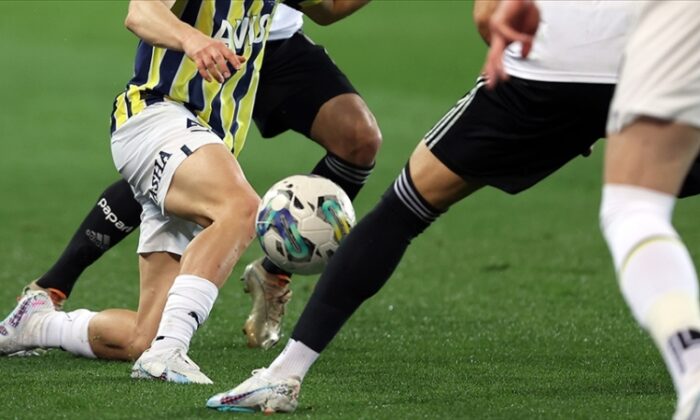 Beşiktaş ile Fenerbahçe, karşı karşıya geliyor