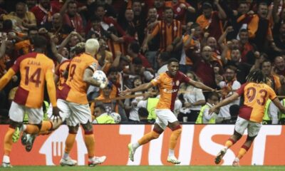 Galatasaray son 16 turu için sahaya çıkıyor