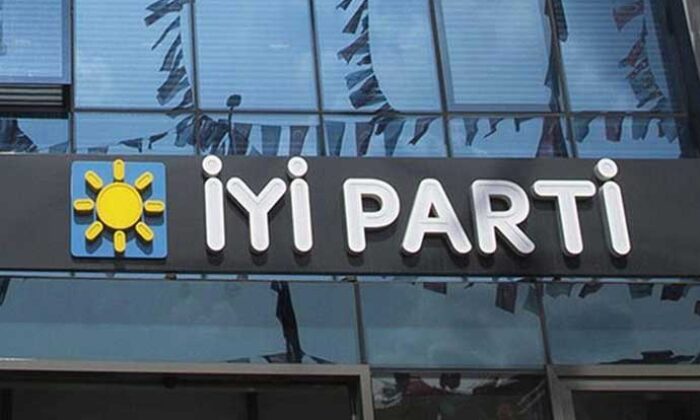 İYİ Parti Adana’da istifa furyası
