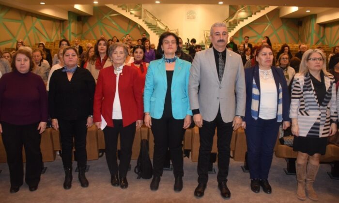 CHP Bursa İl Kadın Kolları, aday adaylarını buluşturdu