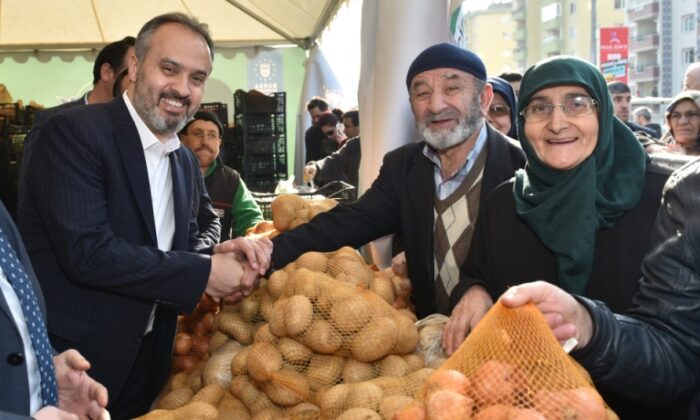 Başkan Aktaş: Emeklilere, ulaşımda ve su faturalarında yüzde 25 indirim